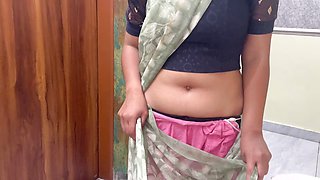 desi hot indian bhabhi showing her beautiful bhabhi