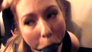 Amateur blonde tattooed babe toying her big cunt