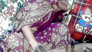 Newly wedded beautiful Bhabhi becomes bride by wearing a new saree I convinced Bhabhi to fuck me hard in Hindi Claire Vays