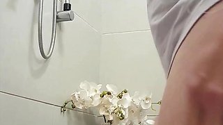 Nude Sexy Shower Video Finger Bashing Cheeky Finger up My Bum You Don't Want to Miss This