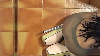 MILF in Pantyhose and High Heels Gives a Blowjob on Her Knees with Cum Swallowing