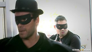 Wonder Pussy With Ramon Nomar, Molly Bennett - Brazzers