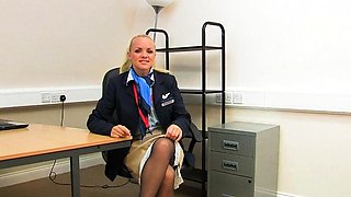 StripCamFun Blonde Amateur MILF Webcam for You