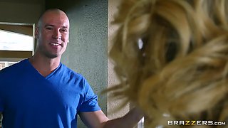 Brazzertarians: Worshippers Of Porn With Sean Lawless, Brooke Wylde - Brazzers