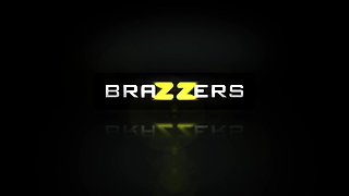 Tipping The Driver With Tegan James, Keiran Lee - Brazzers