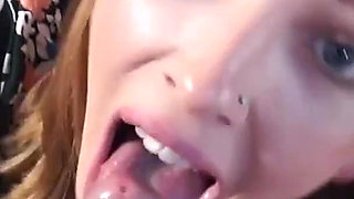 Jeans and Jiggly Butts: Stepdaughter's Spank and Suck Deal!
