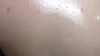 Camgirl Gets Fucked by a Sex Machine and Gets All Wet!!