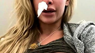 Busty solo babe masturbates in close up pussy toying action