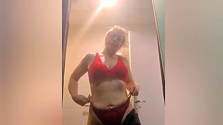 A Mature 47 Year Old Sexy Well-mounted Woman Who Loves Dick