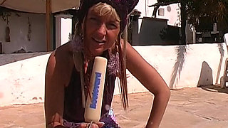 Blonde Teen Likes to Play with Her Anal Hole at Pool