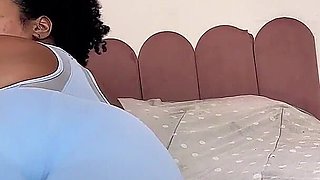 Anna Cutiepiie Farting and Relaxing on Gym Clothes