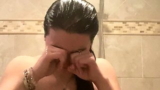 Brunette Solo Webcam Masturbation