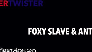 ANTONIA SAINZ & FOXY SLAVE - Antonia sainz