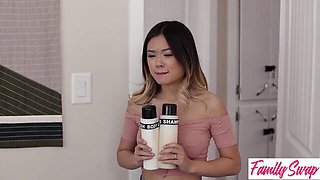 Energetic Charles Dera and Lauren Phillips at handjob scene