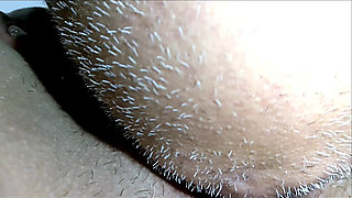 Mature Real Couple She Wants Her Pussy Eaten Until She Has an Intense Orgasm