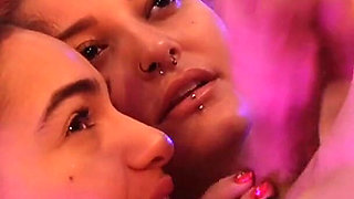 Desperate Roommate Get Cash with Double BJ Facial Cum Cam 2