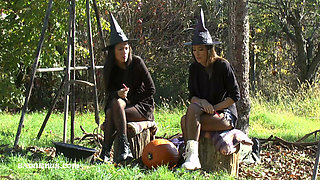 Happy Halloween! Pumpkin Face Spitting
