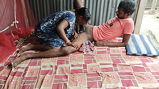 Hot bhabhi ko bed per chudai ki