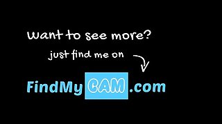 Ragazza si tocca nel bagno dell'aereo mentre viaggia