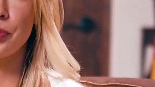 Modern-day Sins - Aiden Ashley Learns to Squirt & Scissor From Hot Lesbian Sex Therapist Lily Lane!