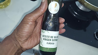 Cooking with Cummy Bear