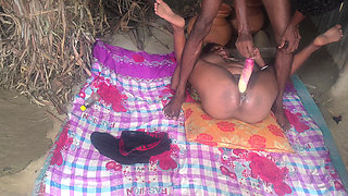 Desi pados ki bhabhi ko muli se chudai ki