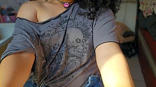 Nerd, blanquita culona, big ass brunette