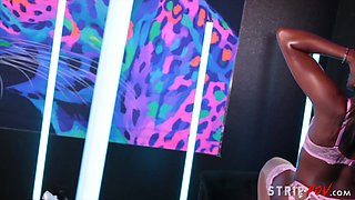 Nicole Kitt Behind the Episodes — The Making of Jungle Warmth - StripPOV