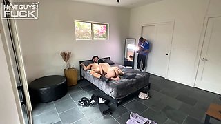 Hercules shredded tatted jock demolishes narrow latina puss