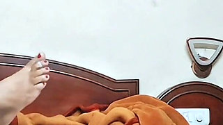 Indian Desi MILF Bhabi Going to Hotel as a Girlfriend, Real Indian Stepmom Mom Curvy Woman with Beautiful Ass 3