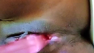 I cought my step sister fucked her self with toilet brush