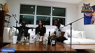 Emerald Loves Hot MILF Podcast Interview with Asherclantv