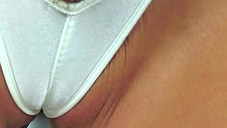 Ariel Andrews - Jiggletron 5000 Ii