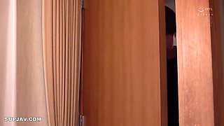 (rm) Bigger Is Not Always Better, Right? My Wife Insisted, And Was Drowning In Her Friends Huge Dick, Which She Had Timidly Inserted Into Her - Aoi Ichino