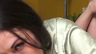 Step Mom Amiee Cambridge Has a Oral Fixation and Loves Giving Head