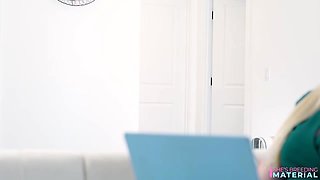 Hurry Cum Inside Me Before Dads Home - S1:E6
