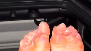 Flexible foot fetish masturbating with feet and hands