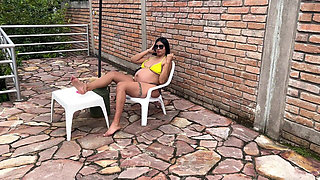 I Seduce a Pool Boy and We End up Fucking While My Husband Is Not at Home