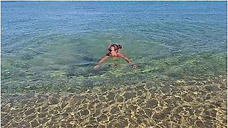 Lets Make Public Beach A Nudist One # Close Up Pee N Gaping On Public Beach