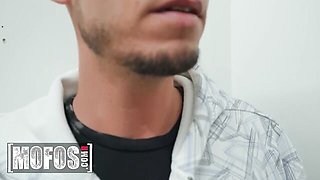 Petite trailer with indescribable Sydney Cole and Tyler Steel from Mofos