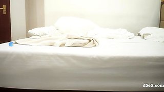 Amateur couple hidden cam
