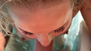 My Exhibitionist Woman Wants to Have Sex in Front of the Whole Neighborhood