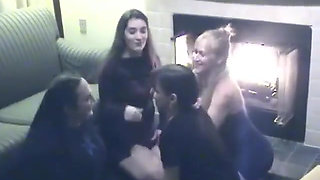 Vixen & Kylie's pussy munching foursome