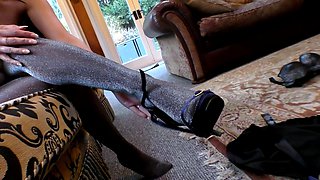 Close up teen wet pussy orgasm