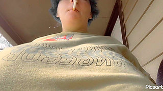 Smoking and Tit Play