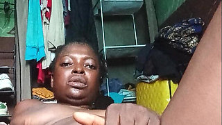 Cool Reels of Her Showing a Live Masturbate