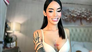 Love Chat Big Boobs Brunette Masturbating For Cam