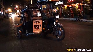 Bubble Butt Filipina Is a Great Fuck for This Lucky Tourist