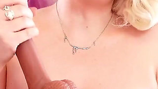 Sexy Moaning Blonde Hot MILF Pussy Fuck Vagina Penetration Juicy Pussy