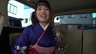 Huge G-Cup Tits 20 Year Old Virgin Gets Creampied After Free Photo Shoot